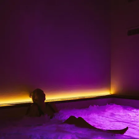 Soho - Renovated 2026 فندق 4*